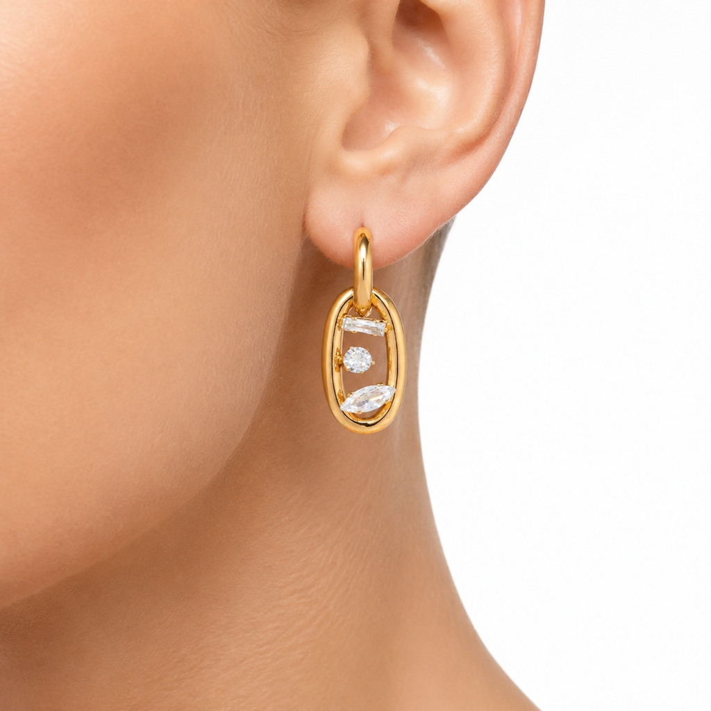 Multi-Cut Crystal Link Earrings model image