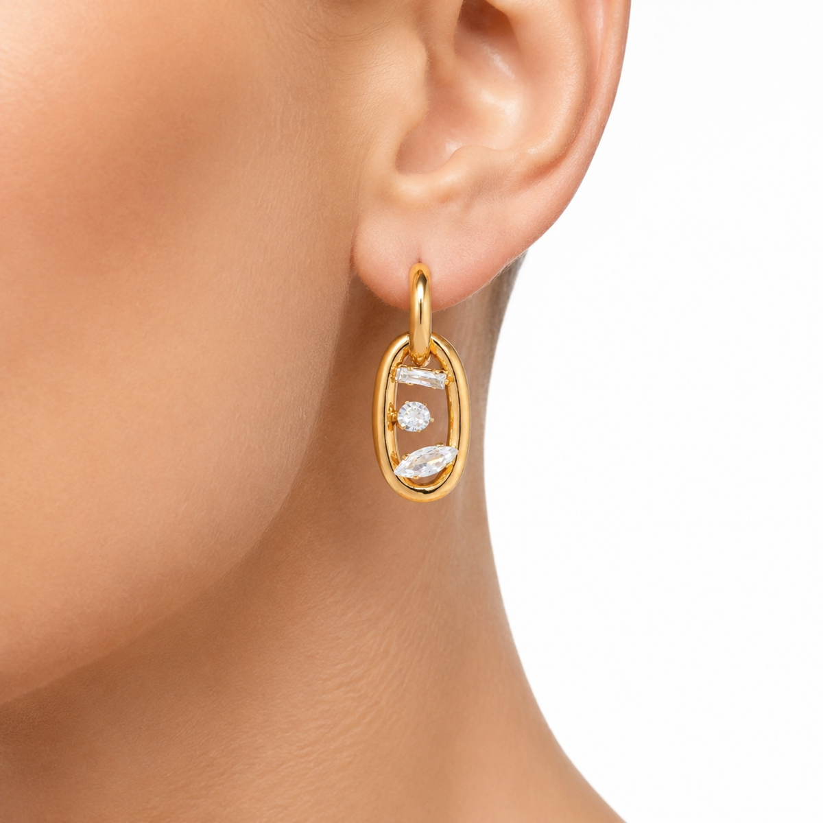 Multi-Cut Crystal Link Earrings model image