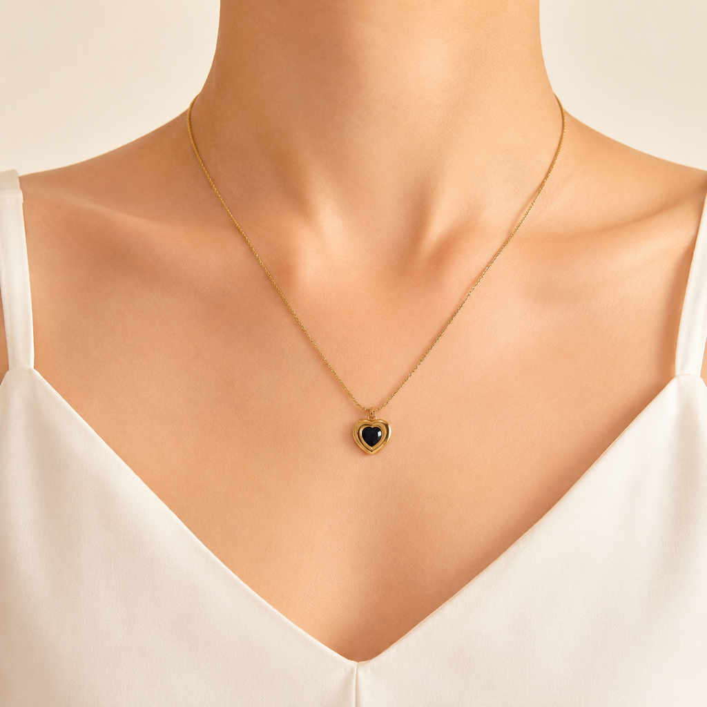 Black Heart Pendant Necklace model image