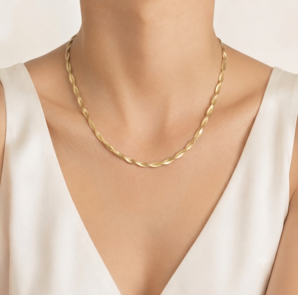 Twisted Mesh Chain Necklace