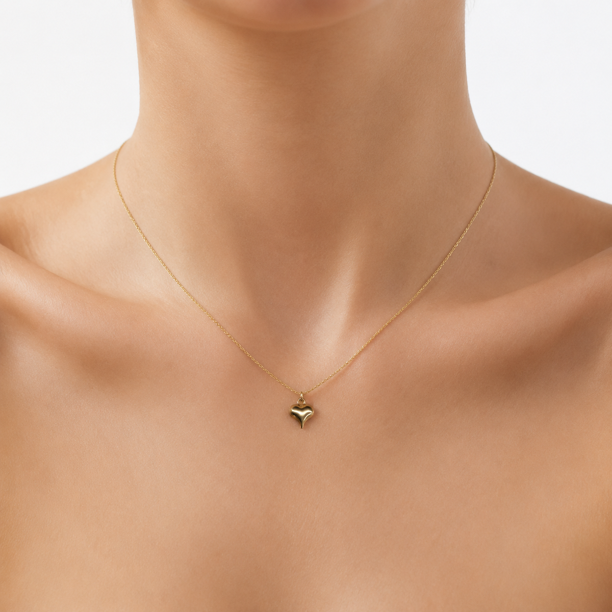 Pointed Puffy Heart Pendant model image