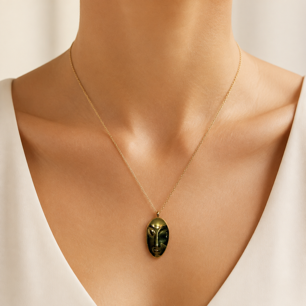 Sculpted Face Pendant model image